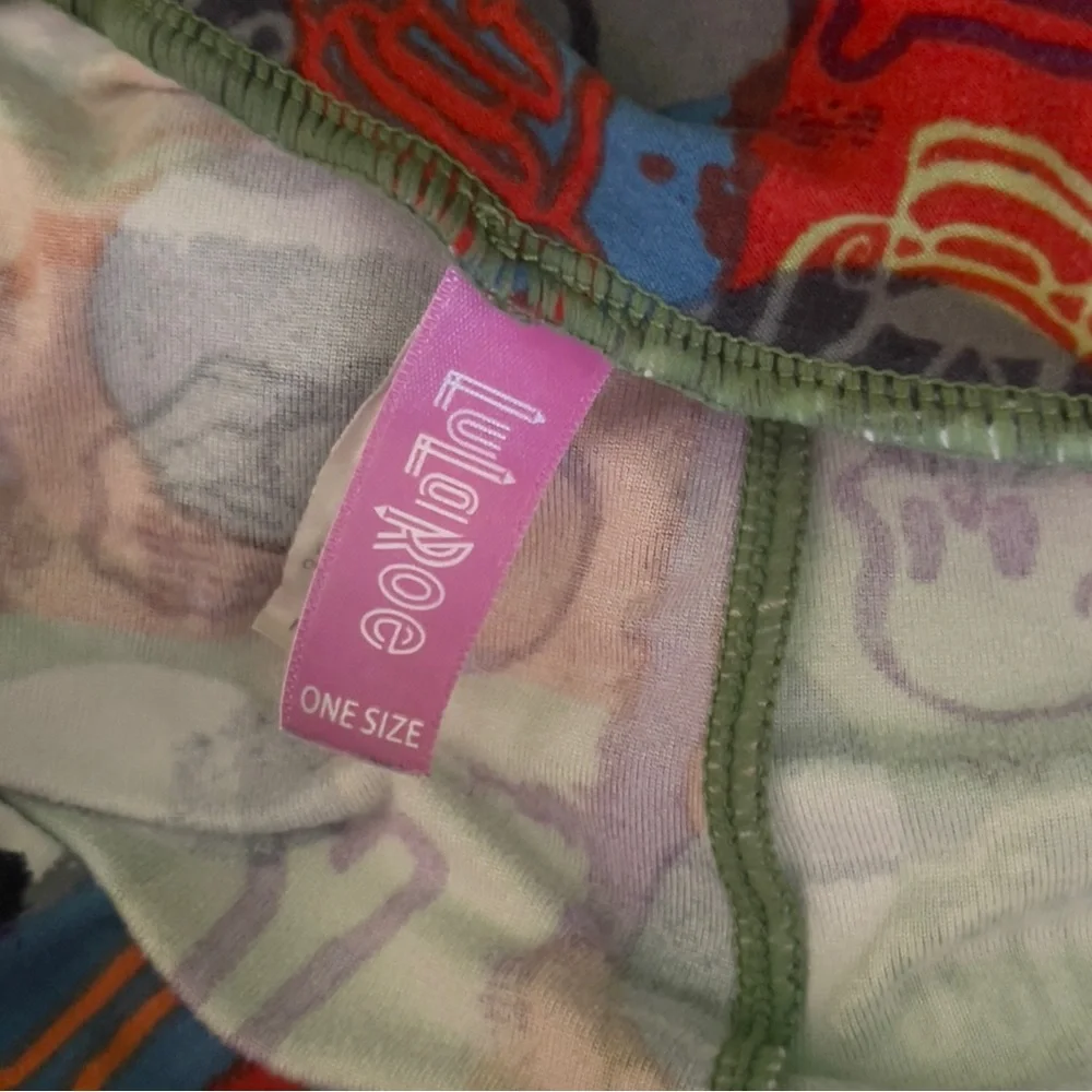 LuLaRoe One Size OS Leggings Multi Color Halloween Skulls & Bones Design